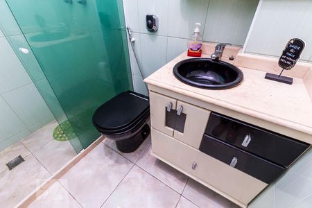 Banheiro de apartamento à venda com 2 quartos, 55m² em Centro, Rio de Janeiro