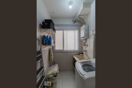 Área de serviço de apartamento para alugar com 2 quartos, 43m² em Ponte Grande, Guarulhos