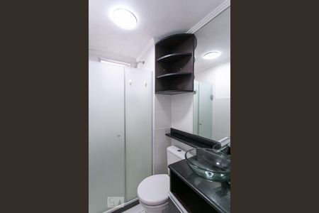 Banheiro de apartamento à venda com 3 quartos, 58m² em Vargem Pequena, Rio de Janeiro