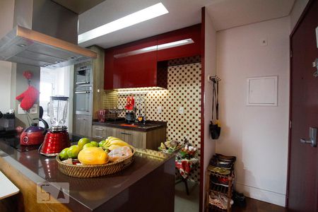 Cozinha de apartamento para alugar com 2 quartos, 65m² em Vila Romana, São Paulo