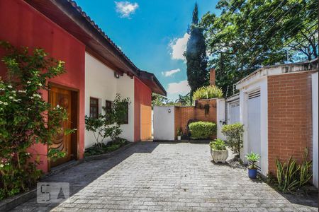 Garagem de casa para alugar com 4 quartos, 380m² em Jardim Marajoara, São Paulo