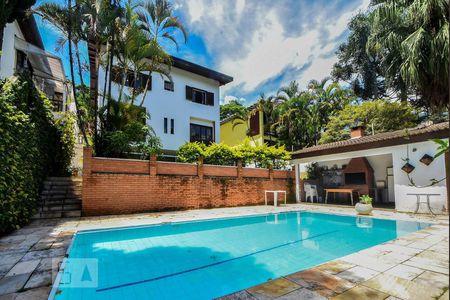 Piscina de casa para alugar com 4 quartos, 380m² em Jardim Marajoara, São Paulo