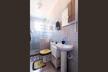 Banheiro de apartamento para alugar com 3 quartos, 69m² em Bela Vista, Porto Alegre