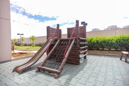 Apartamento à venda com 229m², 3 quartos e 4 vagas Apartamento à venda com 229m², 3 quartos e 4 vagasPlayground