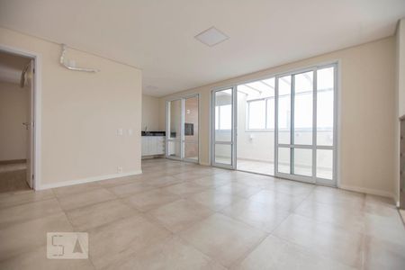 Apartamento à venda com 229m², 3 quartos e 4 vagas Apartamento à venda com 229m², 3 quartos e 4 vagasSala Piso Superior