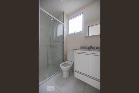 Apartamento à venda com 229m², 3 quartos e 4 vagas Apartamento à venda com 229m², 3 quartos e 4 vagasLavabo Piso Superior