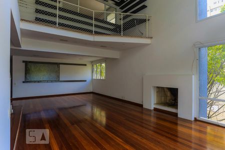 Apartamento para alugar com 2 quartos, 140m² em Jardim das Bandeiras, São Paulo