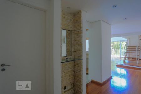 Corredor de Entrada de apartamento para alugar com 2 quartos, 140m² em Jardim das Bandeiras, São Paulo