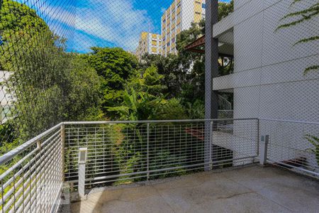 Varanda de apartamento para alugar com 2 quartos, 140m² em Jardim das Bandeiras, São Paulo