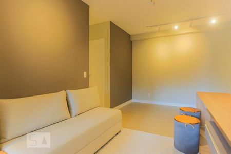 Sala de TV de apartamento para alugar com 2 quartos, 58m² em Pinheiros, São Paulo