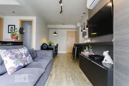 Sala de apartamento para alugar com 1 quarto, 66m² em Passo da Areia, Porto Alegre