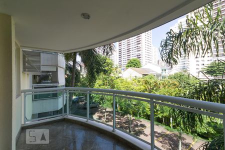 Varanda de apartamento à venda com 1 quarto, 66m² em Barra da Tijuca, Rio de Janeiro