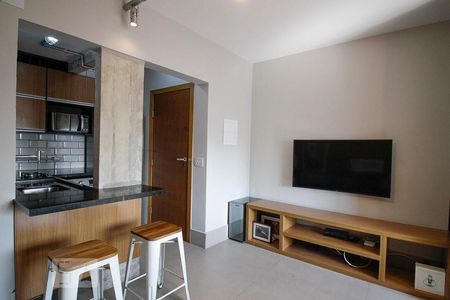 Sala de kitnet/studio para alugar com 1 quarto, 33m² em Barra Funda, São Paulo