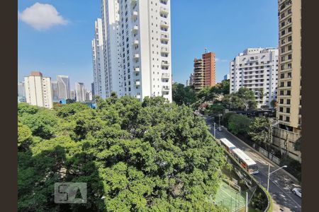 Vista da Rua de apartamento à venda com 2 quartos, 67m² em Real Parque, São Paulo