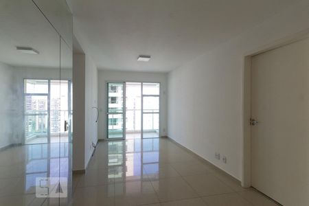 Sala de apartamento à venda com 3 quartos, 140m² em Barra da Tijuca, Rio de Janeiro