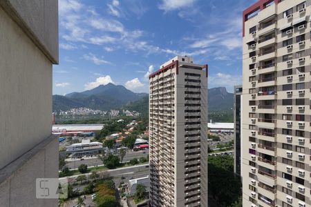 Varanda de apartamento à venda com 3 quartos, 140m² em Barra da Tijuca, Rio de Janeiro