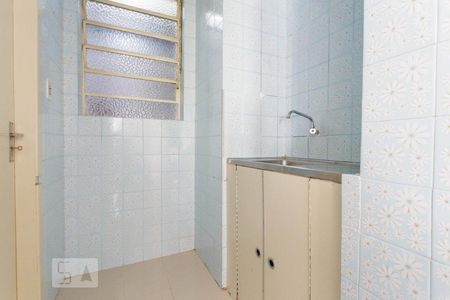 Cozinha de apartamento para alugar com 1 quarto, 42m² em Centro Histórico, Porto Alegre