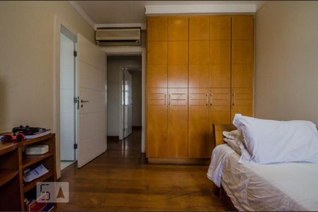 Suíte 1 de apartamento para alugar com 4 quartos, 319m² em Campo Belo, São Paulo