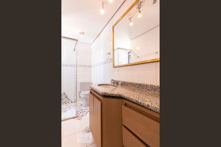 Banheiro  de apartamento para alugar com 3 quartos, 124m² em Vila Gomes Cardim, São Paulo