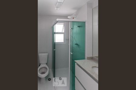 banheiro de kitnet/studio para alugar com 1 quarto, 30m² em Vila Prudente, São Paulo