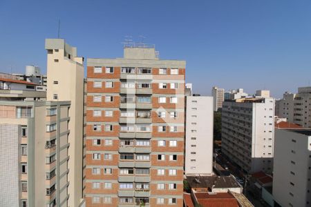 Varanda de apartamento à venda com 1 quarto, 54m² em Bosque, Campinas