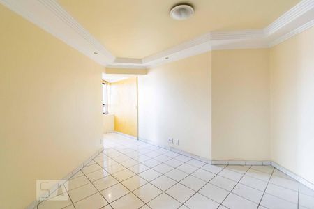 Sala de apartamento para alugar com 2 quartos, 55m² em Taguatinga Sul (taguatinga), Brasília