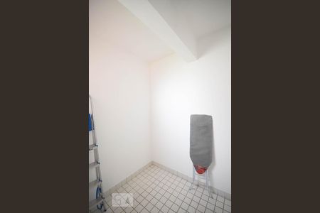 Apartamento para alugar com 100m², 2 quartos e 2 vagas Apartamento para alugar com 100m², 2 quartos e 2 vagasQuarto de serviço