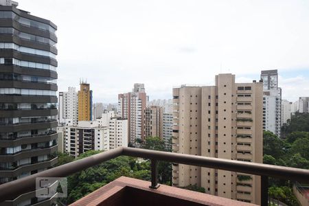 Apartamento para alugar com 100m², 2 quartos e 2 vagas Apartamento para alugar com 100m², 2 quartos e 2 vagasVaranda da suíte