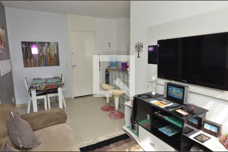 Sala de apartamento para alugar com 2 quartos, 47m² em Vargem Pequena, Rio de Janeiro