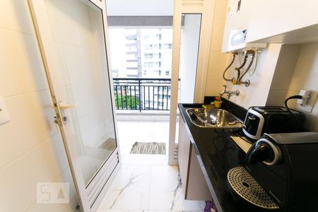 Área de Serviço de apartamento para alugar com 2 quartos, 68m² em Campo Belo, São Paulo