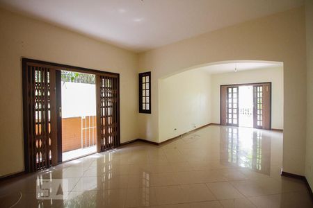 Sala de casa para alugar com 5 quartos, 303m² em Vila Romana, São Paulo