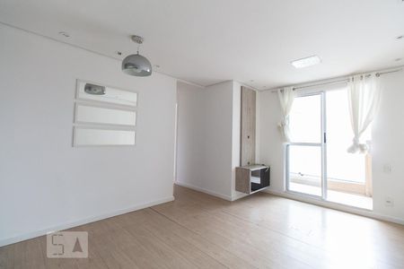 Sala de apartamento para alugar com 3 quartos, 61m² em Jardim Independência, São Paulo