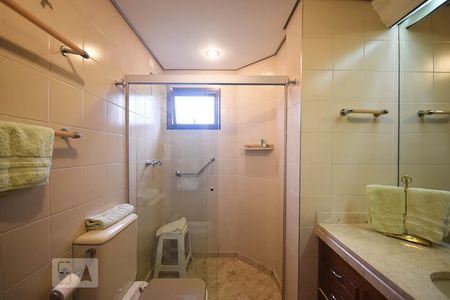 Banheiro de apartamento à venda com 3 quartos, 246m² em Fazenda Morumbi, São Paulo