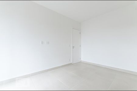Quarto de apartamento para alugar com 1 quarto, 50m² em Empresarial 18 do Forte, Barueri