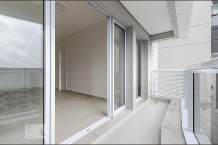 Varanda de apartamento para alugar com 1 quarto, 50m² em Empresarial 18 do Forte, Barueri