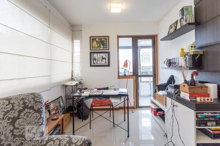 Sala de apartamento à venda com 3 quartos, 118m² em Petrópolis, Porto Alegre