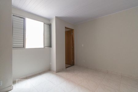 Quarto de casa para alugar com 1 quarto, 49m² em Vila Antonieta, São Paulo