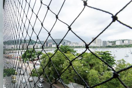 Vista - Sala de apartamento para alugar com 3 quartos, 76m² em Botafogo, Rio de Janeiro