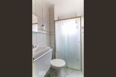 Banheiro de apartamento à venda com 2 quartos, 65m² em Santa Terezinha, São Bernardo do Campo