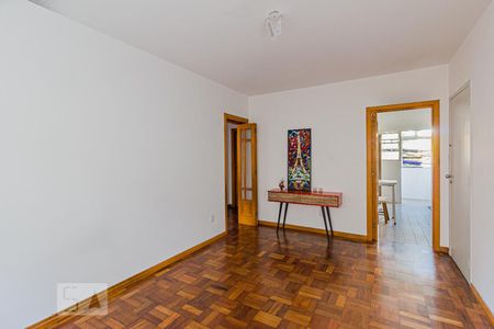 Sala de apartamento para alugar com 2 quartos, 78m² em Petrópolis, Porto Alegre