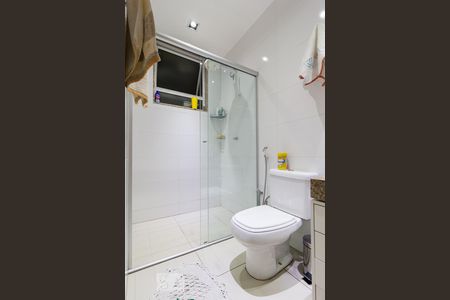 Banheiro  de apartamento à venda com 2 quartos, 100m² em Centro, Belo Horizonte