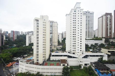 Vista de apartamento à venda com 1 quarto, 62m² em Super Quadra Morumbi, São Paulo