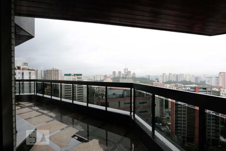 varanda de apartamento para alugar com 4 quartos, 350m² em Vila Andrade, São Paulo