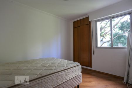 Quarto 1 de apartamento para alugar com 2 quartos, 55m² em Bela Vista, São Paulo