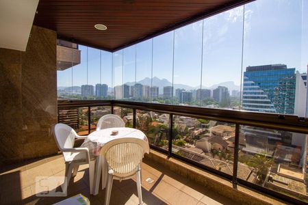 Varanda de apartamento para alugar com 1 quarto, 59m² em Barra da Tijuca, Rio de Janeiro