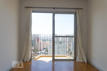 Janela da sala de apartamento para alugar com 1 quarto, 51m² em Vila Guarani , São Paulo