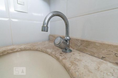 Banheiro de apartamento para alugar com 2 quartos, 65m² em Vila Santa Clara, São Paulo