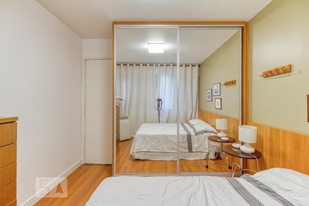 Primeiro dormitório de apartamento para alugar com 2 quartos, 75m² em Moema, São Paulo