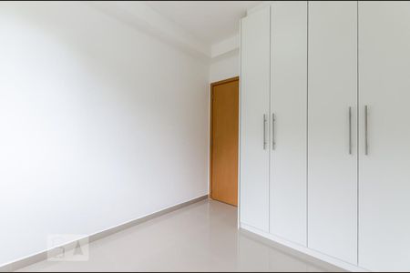 Quarto de apartamento para alugar com 2 quartos, 72m² em Tamboré, Santana de Parnaíba