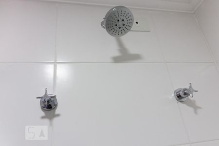 Detalhe do Banheiro de apartamento para alugar com 2 quartos, 59m² em Santa Teresinha, Santo André